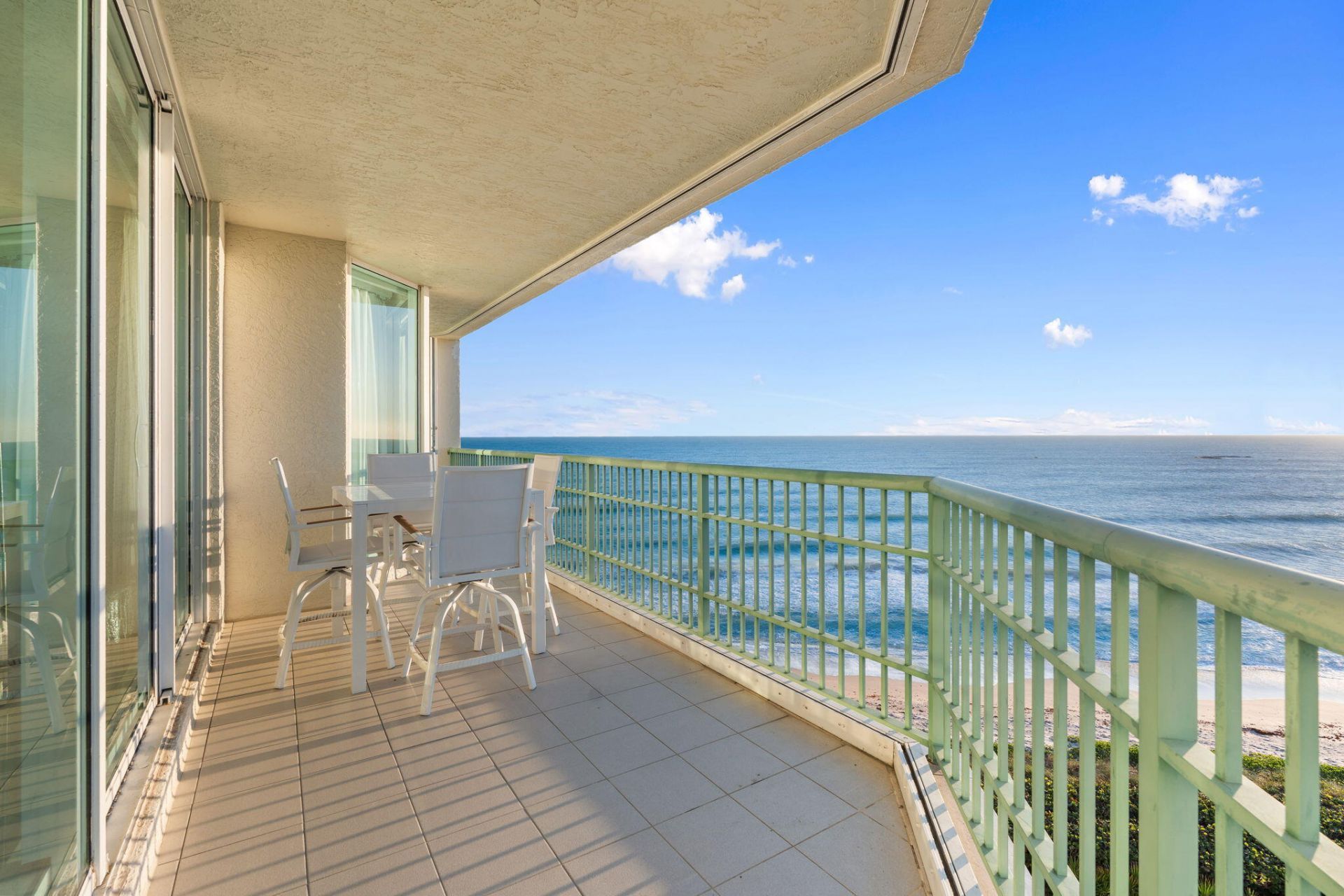 8600 S Ocean Drive, Unit 606, Jensen Beach, FL 34957 Photo
