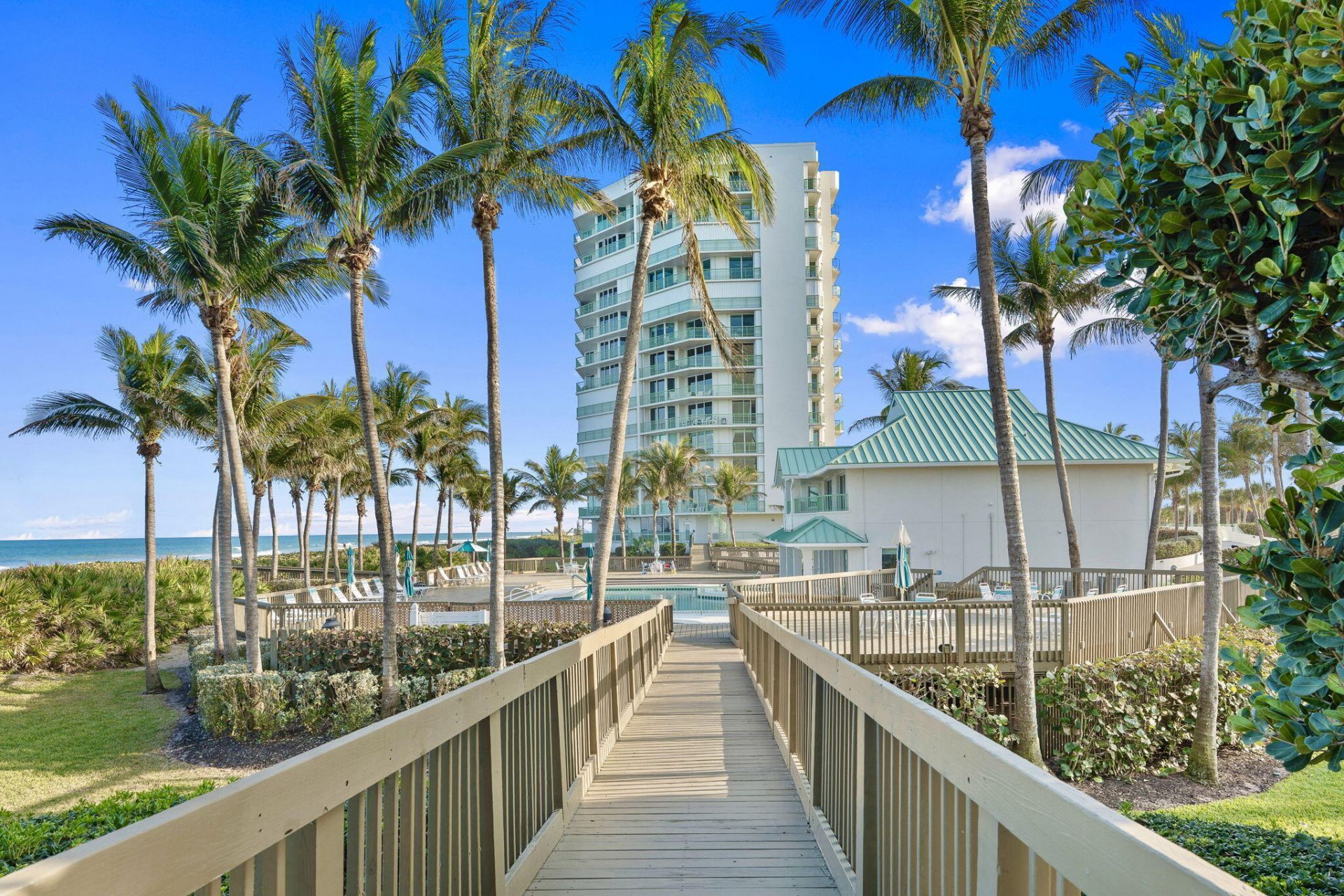 8600 S Ocean Drive, Unit 606, Jensen Beach, FL 34957 Photo