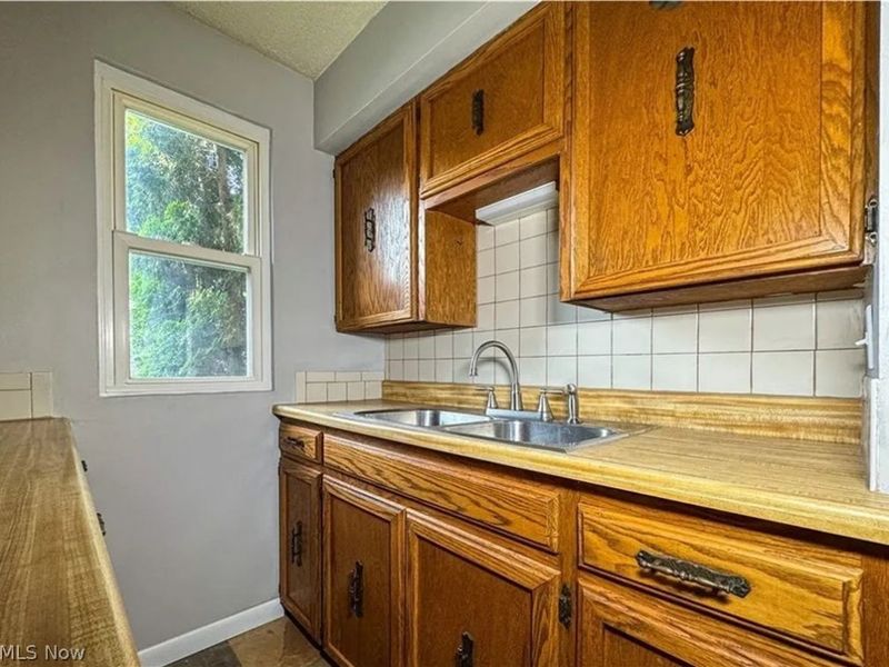 101 Ridgeway Street, Struthers, OH 44471 Photo 18