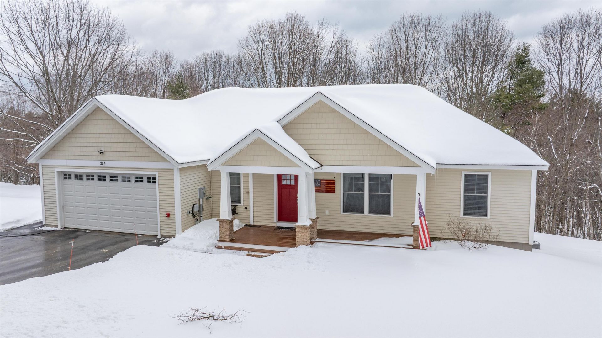 285 Cochran Hill Road, New Boston, NH 03070 Main Photo