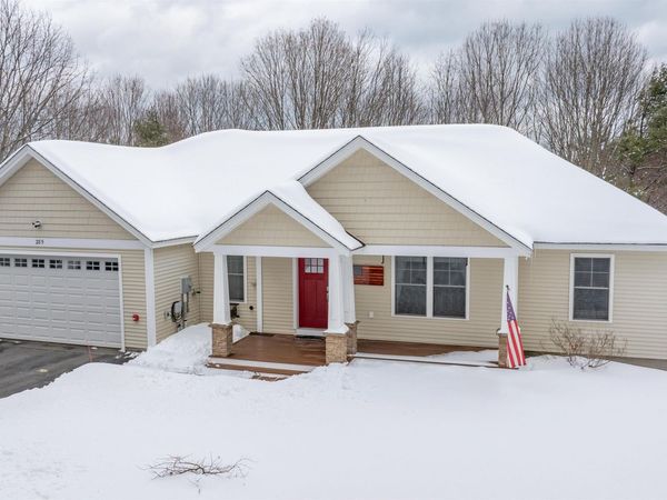 285 Cochran Hill Road, New Boston, NH 03070