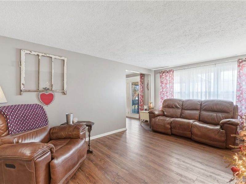 1408 Mapleridge Drive, Fairborn, OH 45324 Photo 4