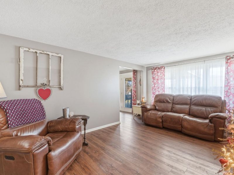 1408 Mapleridge Drive, Fairborn, OH 45324 Photo 4