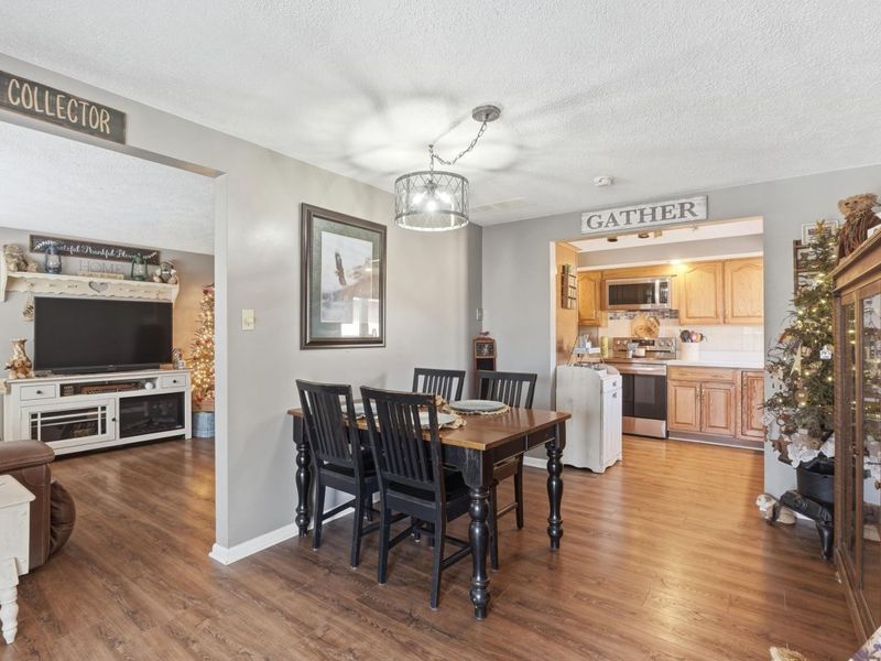 1408 Mapleridge Drive, Fairborn, OH 45324 Photo 6