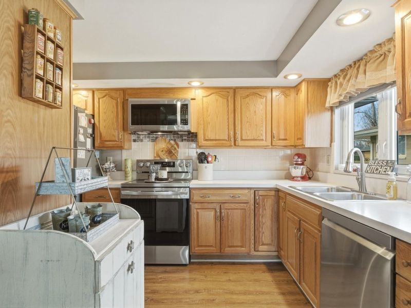 1408 Mapleridge Drive, Fairborn, OH 45324 Photo 9