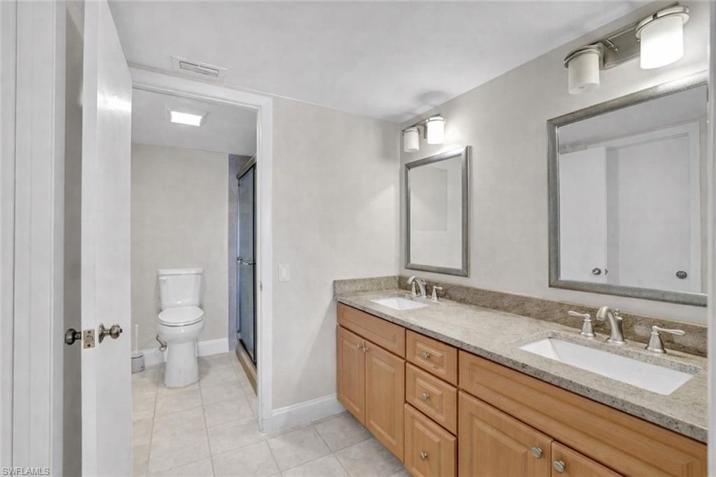 855 Ketch Dr , Unit 206, Naples, FL 34103 Photo