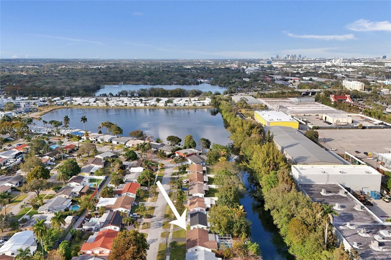 2005 N 31st Ave, Hollywood, FL 33021 Photo