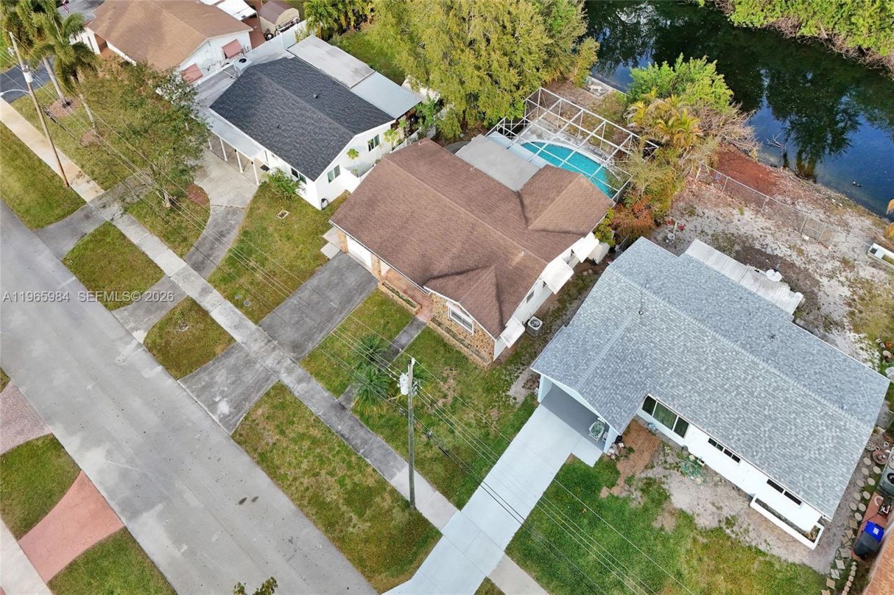 2005 N 31st Ave, Hollywood, FL 33021 Photo