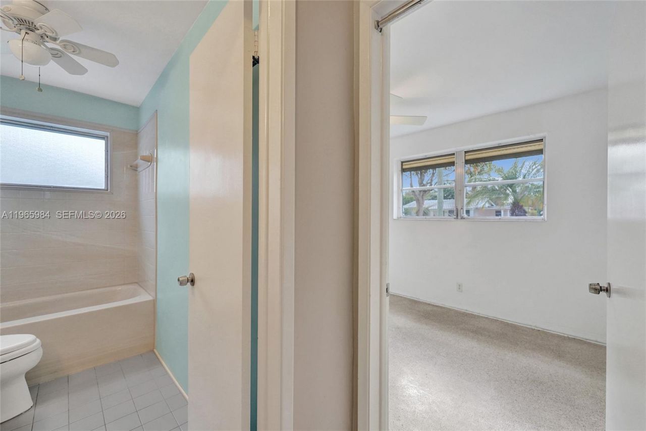 2005 N 31st Ave, Hollywood, FL 33021 Photo