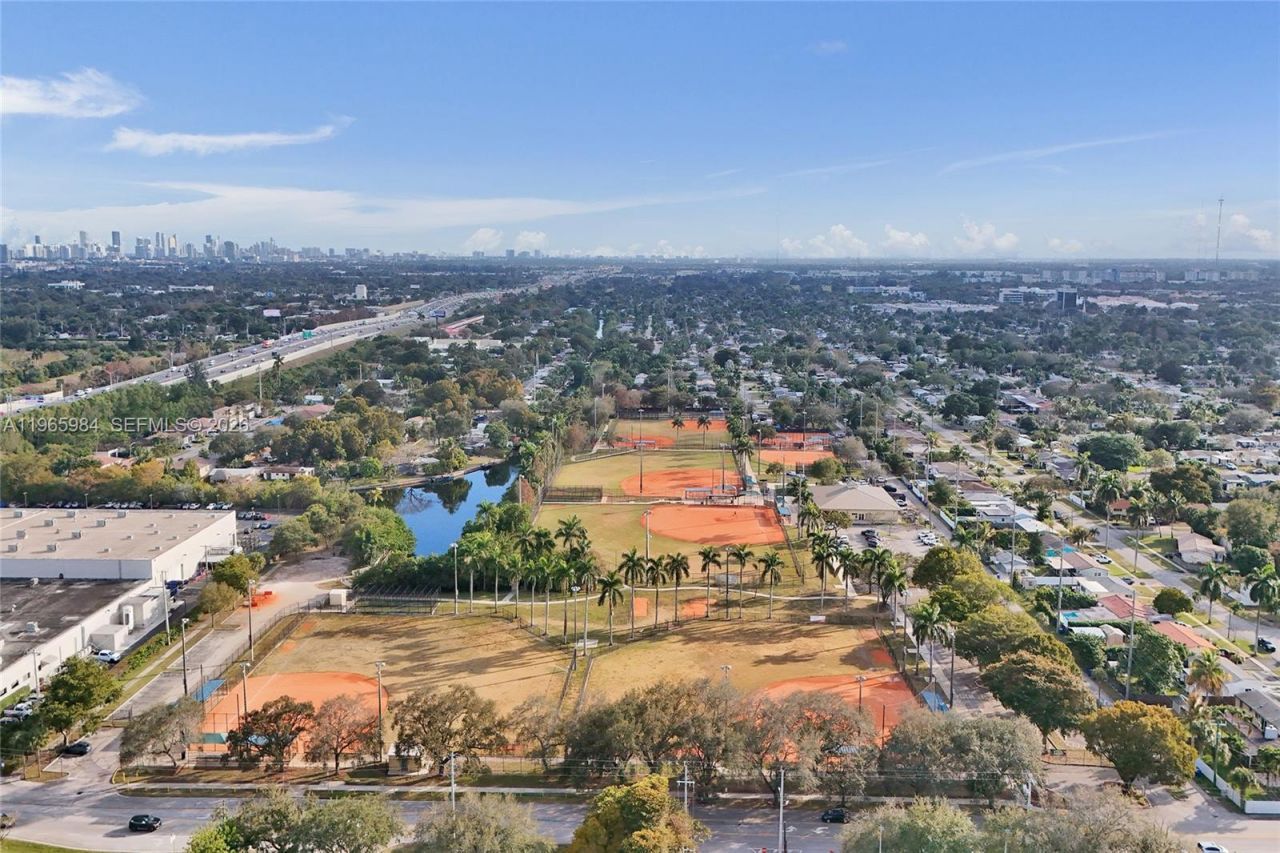 2005 N 31st Ave, Hollywood, FL 33021 Photo