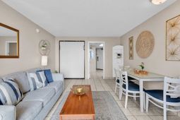 1501 Ocean Blvd. S photo 4