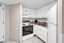 1501 Ocean Blvd. S photo 4