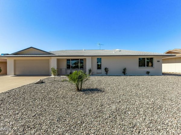 19018 N 133RD Avenue, Sun City West, AZ 85375