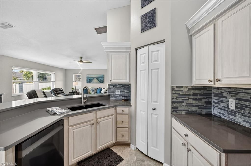 2506 SW 38th St, Cape Coral, FL 33914 Photo