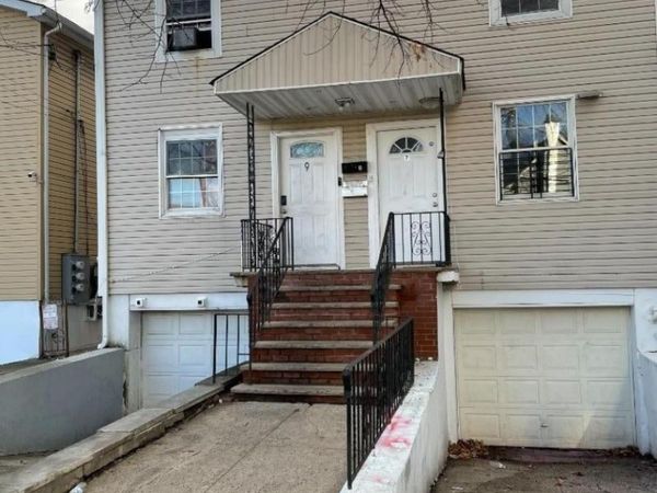 7 Evergreen Ave, Newark, NJ 07114