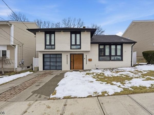 32 Luhman Ter, Secaucus, NJ 07094