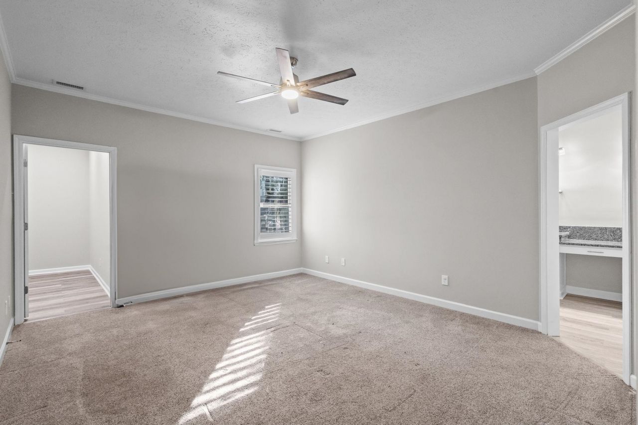 1338 Riverside Dr. Photo 29