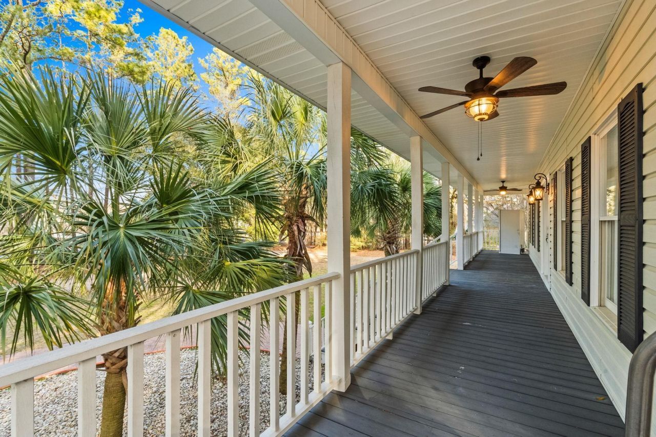 1338 Riverside Dr. Photo 93