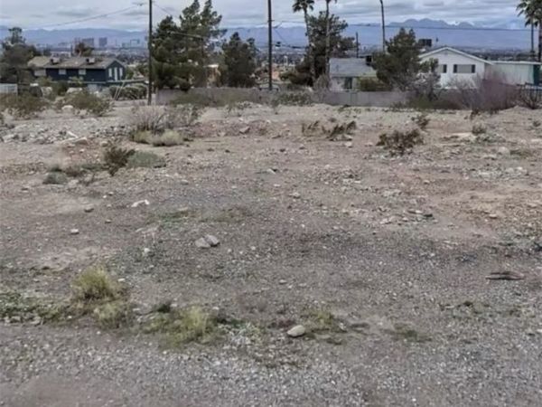 477 Radwick Drive, Las Vegas, NV 89110