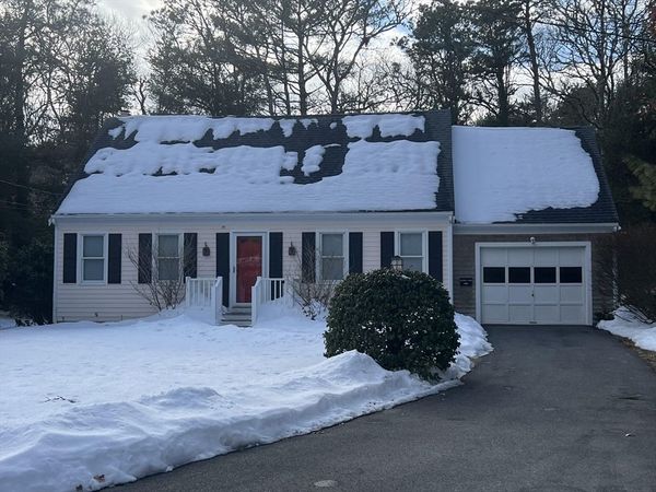 19 Marrick Ct, Barnstable, MA 02632