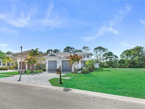 279 SE Via Bisento, Port St Lucie, FL 34952