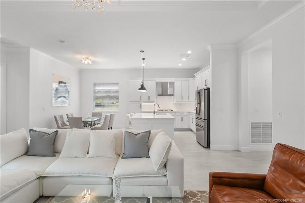 279 SE Via Bisento, Port Saint Lucie, FL 34952 Photo