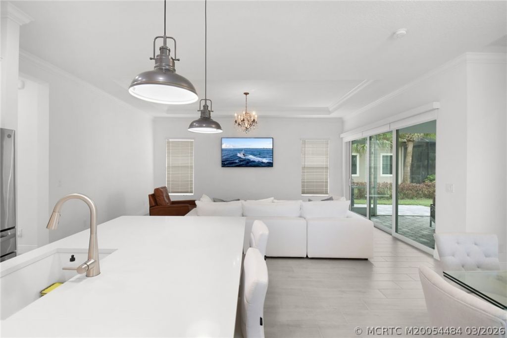 279 SE Via Bisento, Port Saint Lucie, FL 34952 Photo