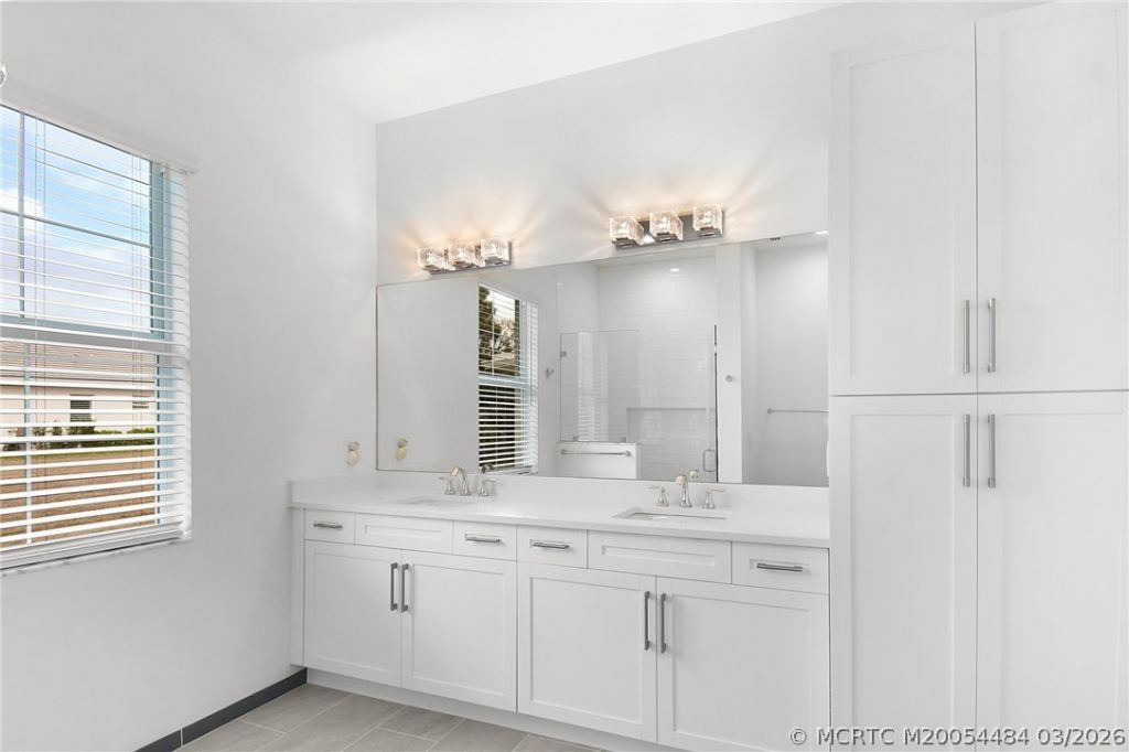 279 SE Via Bisento, Port Saint Lucie, FL 34952 Photo