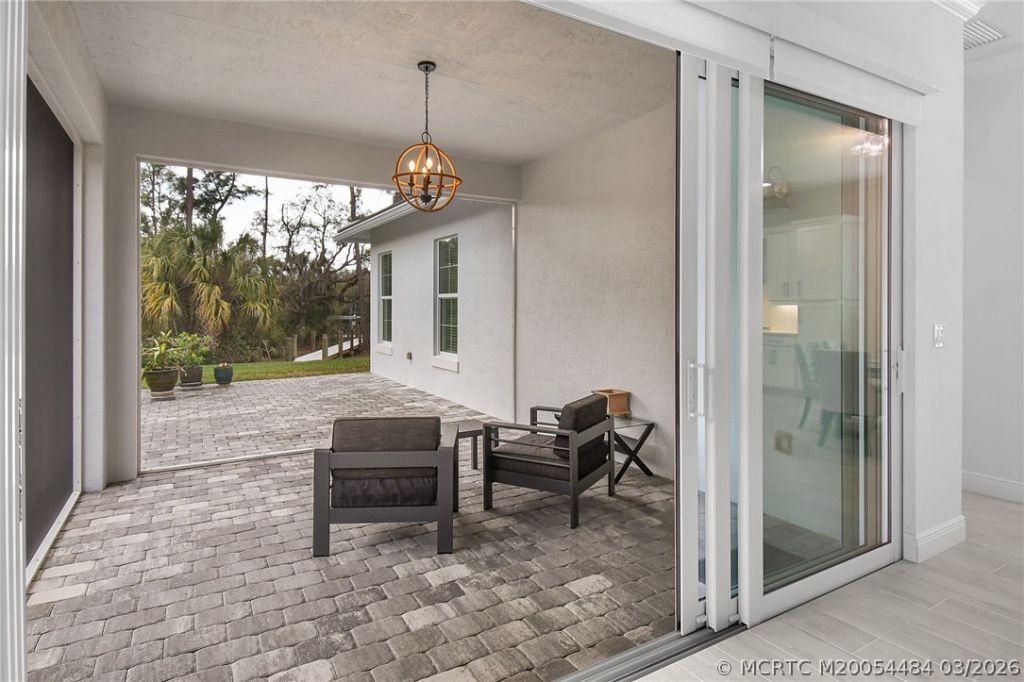 279 SE Via Bisento, Port Saint Lucie, FL 34952 Photo