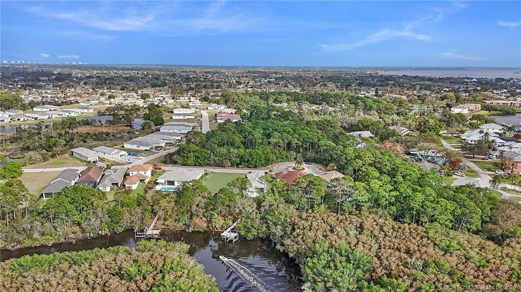 279 SE Via Bisento, Port Saint Lucie, FL 34952 Photo