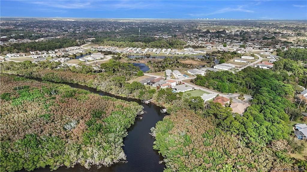 279 SE Via Bisento, Port Saint Lucie, FL 34952 Photo