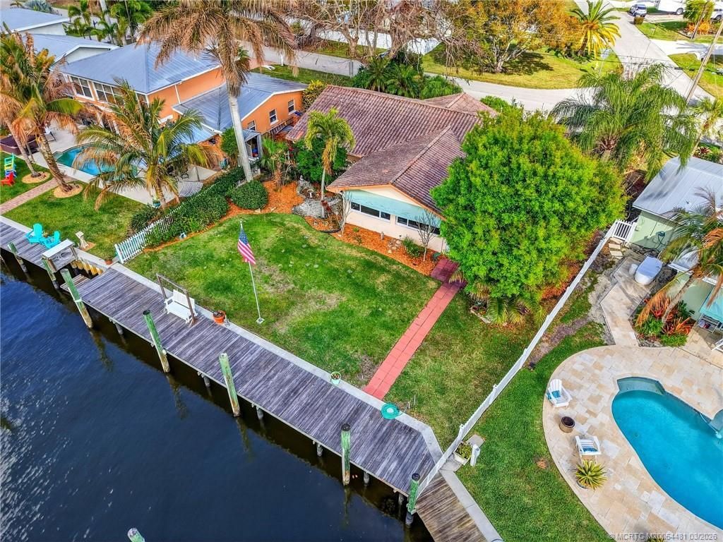 150 SW Beachway Avenue, Palm City, FL 34990 Photo