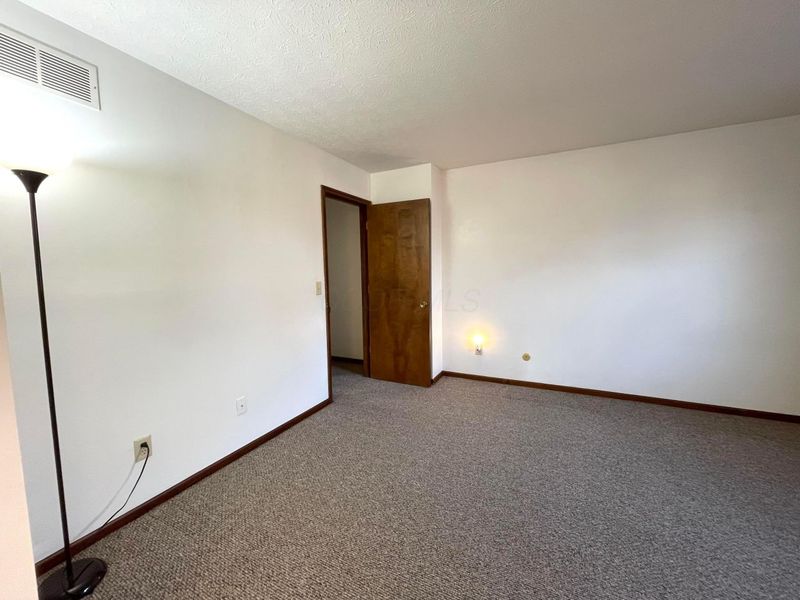 5273 Berrywood Drive , Columbus, OH 43220 Photo 26