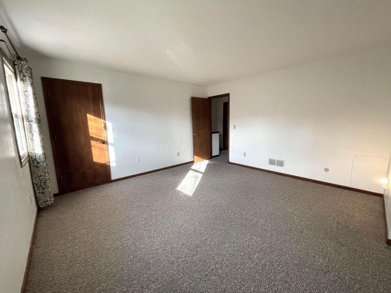 5273 Berrywood Drive , Columbus, OH 43220 Photo 27