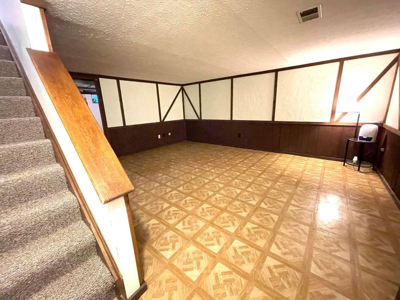 5273 Berrywood Drive , Columbus, OH 43220 Photo 28