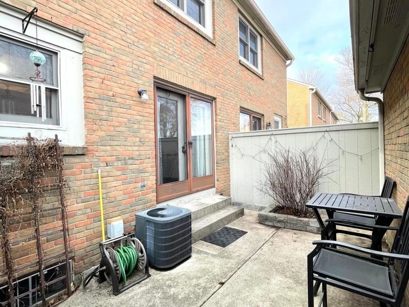 5273 Berrywood Drive , Columbus, OH 43220 Photo 33