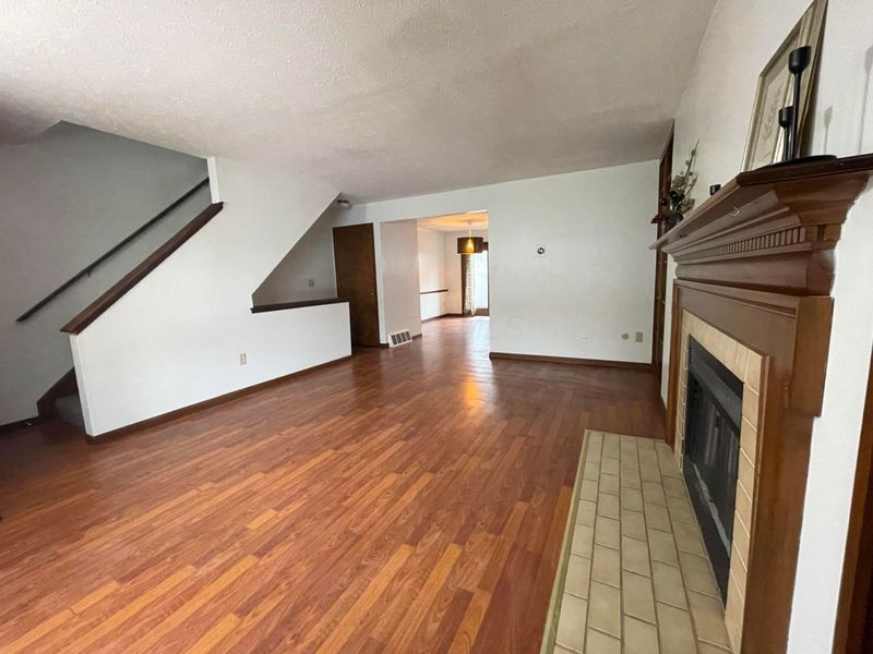 5273 Berrywood Drive , Columbus, OH 43220 Photo 5