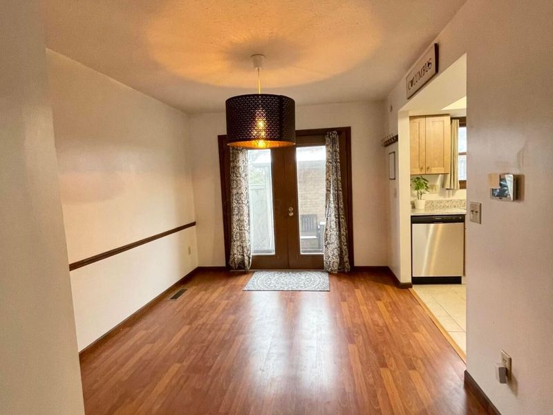 5273 Berrywood Drive , Columbus, OH 43220 Photo 7