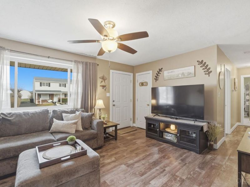 349 Oakridge Drive, Wilmington, OH 45177 Photo 3