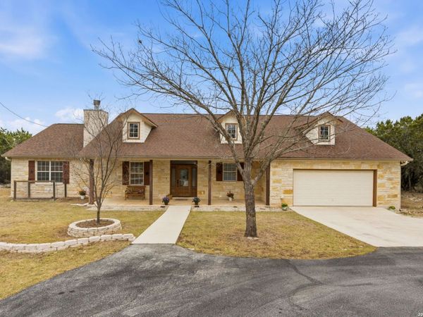 517 Mountain Creek Trail, Boerne, TX 78006