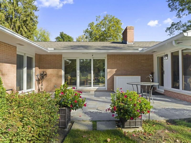 2533 Middlesex Road , Upper Arlington, OH 43220 Photo 15