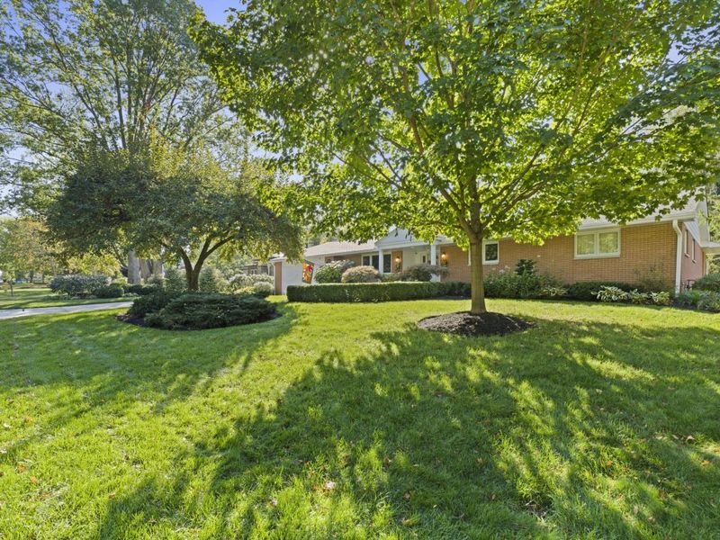 2533 Middlesex Road , Upper Arlington, OH 43220 Photo 2