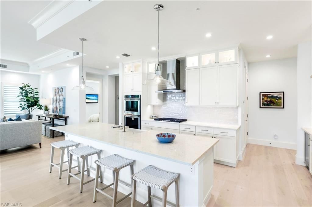 16320 Corsica Way, Unit 102, Naples, FL 34110 Photo