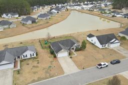 238 Macarthur Dr. photo 4