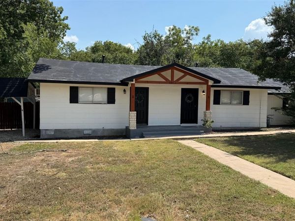 1802 University Ave, Georgetown, TX 78626