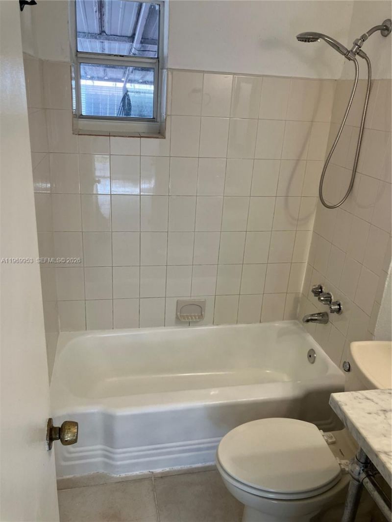 5730 SW 37th St, Davie, FL 33314 Photo