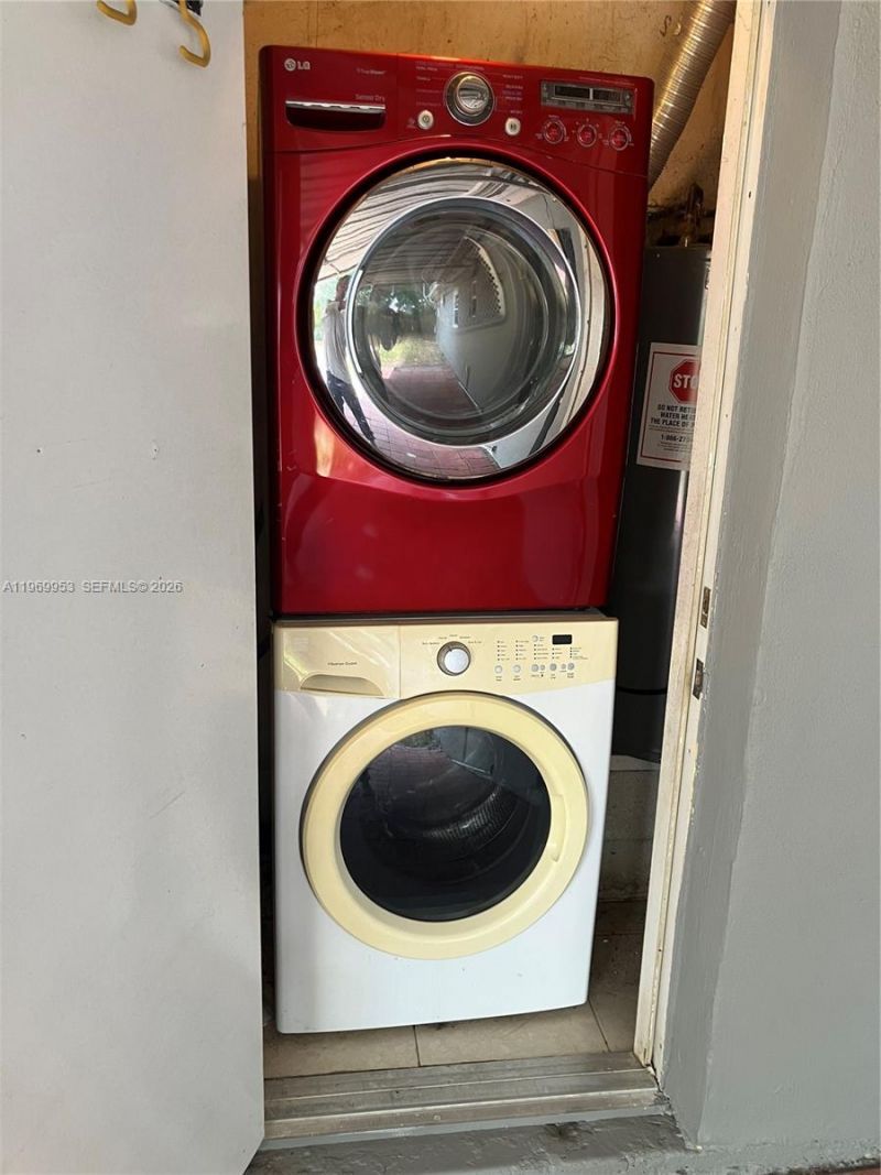 5730 SW 37th St, Davie, FL 33314 Photo