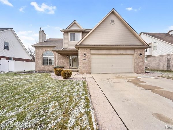 33188 Mallard Drive, Brownstown Twp, MI 48173