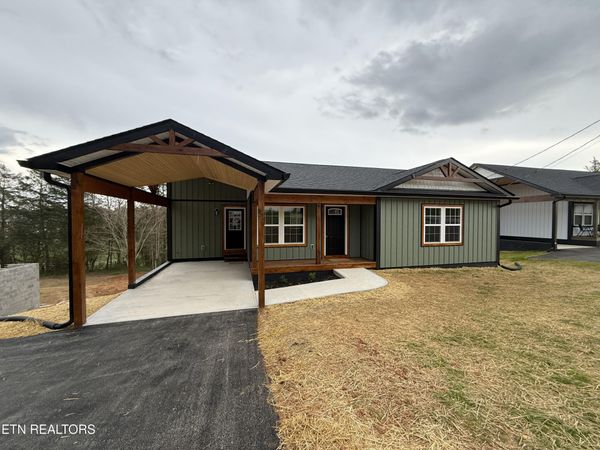 182 Granby Lane, Harrogate, TN 37752