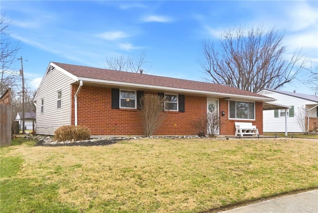 349 Oakridge Drive, Wilmington, OH 45177 Main Photo